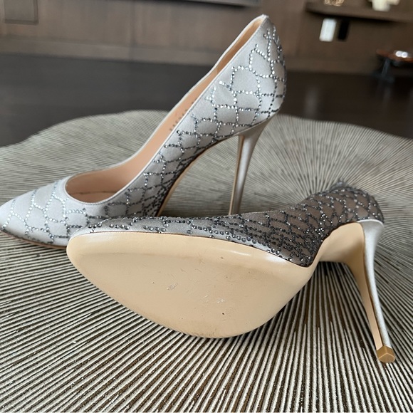 New Giorgio Armani heels, size 38.5 - Picture 2 of 2